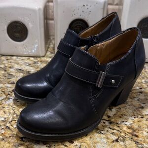 Natural Soul heeled loafer